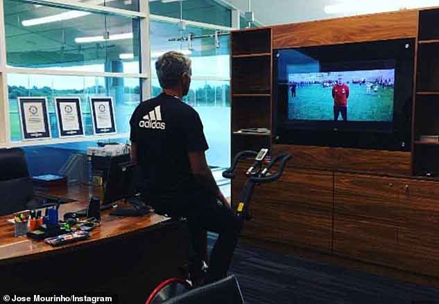 Ruangan kerja Jose Mourinho di Manchester United