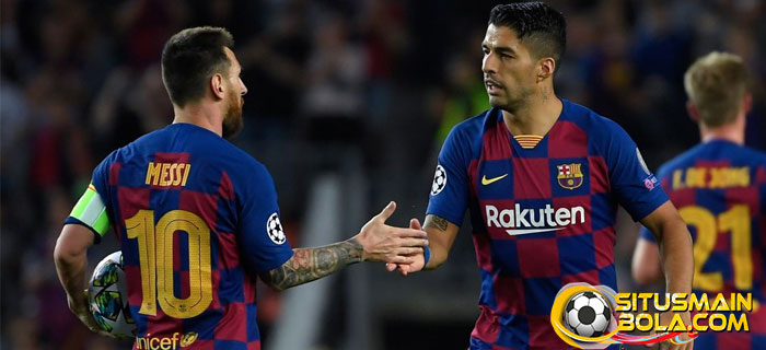 Suarez Sebut Messi Tersiksa Di Barcelona